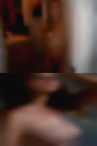 Fun,love to have naked girls a laugh.